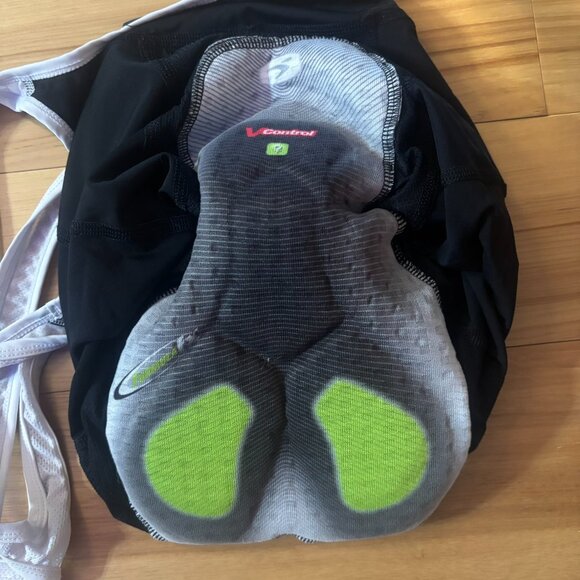 Sugoi Women's Evolution Bib Shorts - Size Small - Picture 6 of 8